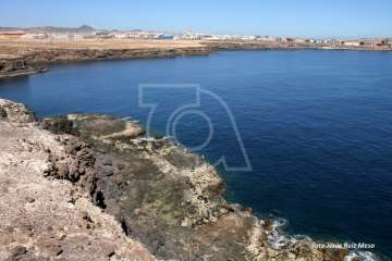 Un paseo con ensoñación en el inicio del verano por la costa de Telde (Reportaje gráfico Jesús Ruiz Mesa)